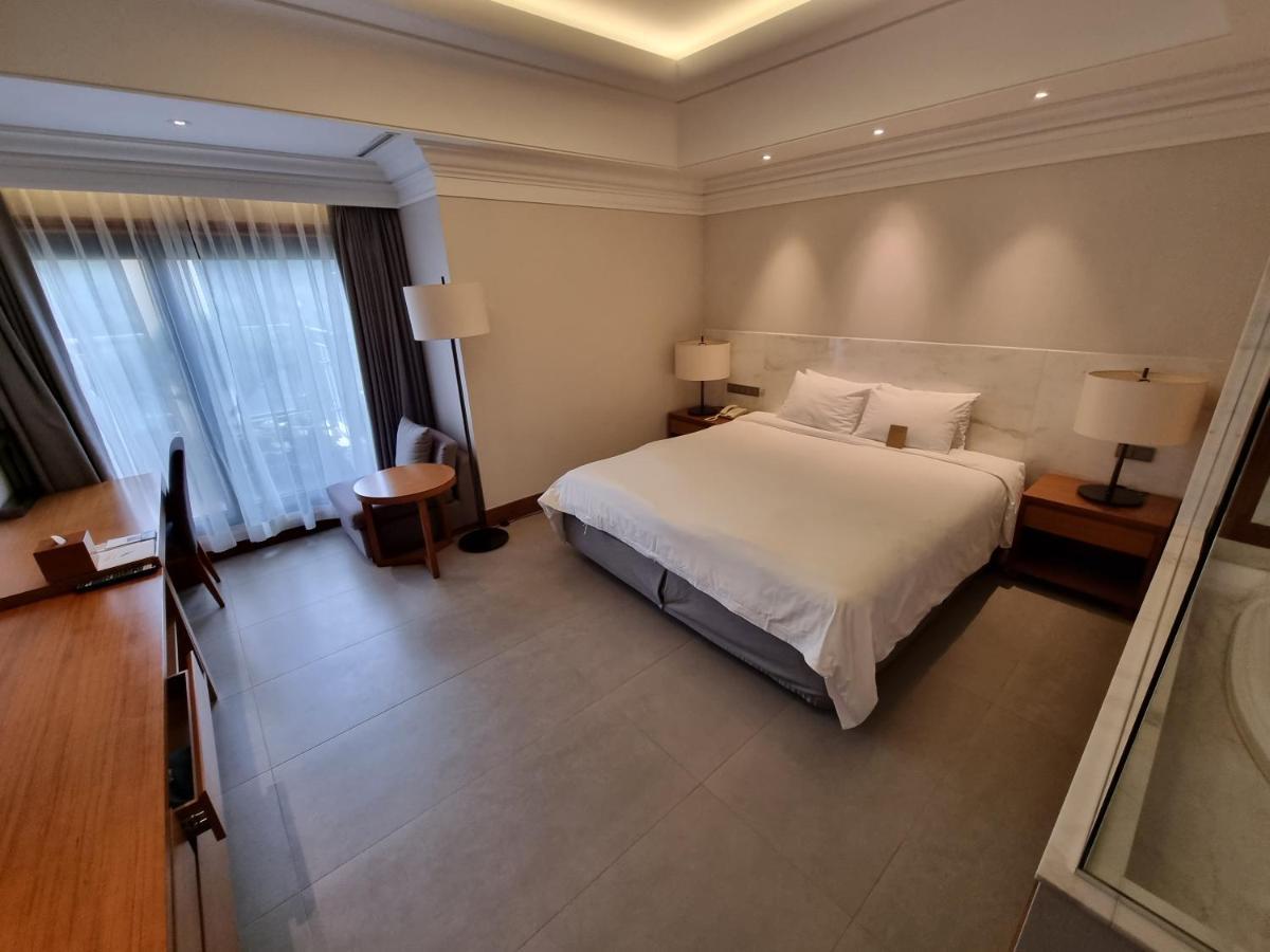 Pinegrove Hotel Gimhae Esterno foto